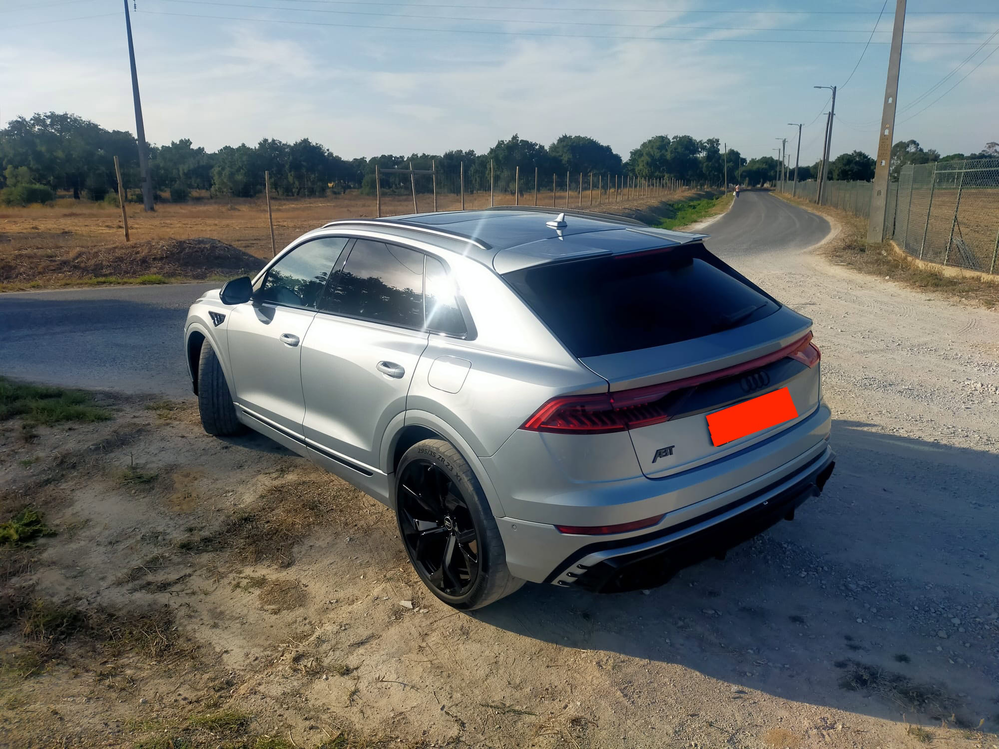 This customer had recently moved from the Netherlands to Portugal and wanted to import his Audi Q8, a BMW motorcycle, and a trailer. Because the move qualified as a change of residence, the Audi Q8 could be imported tax-free. Motorcycles imported from another EU country are subject to relatively low taxes, making the import financially [&hellip;]