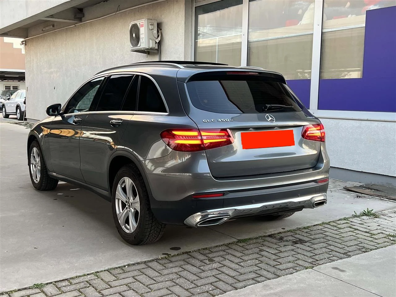 A customer from Madeira contacted us because he wanted to bring a Dutch car to the island. While Madeira is officially part of Portugal, importing a car there is a bit different than simply driving it to the mainland. No ferry At the time of writing, there are no regular ferries to Madeira, so the [&hellip;]